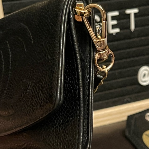 Chanel Caviar Short Wallet with Chain - Picture 3 of 16